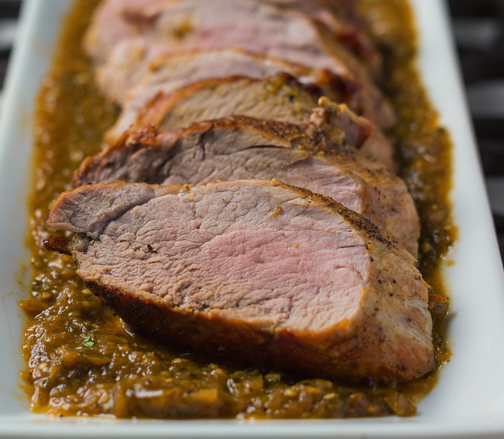 Quick & Easy Pork: Achieve Restaurant Flavor with Tomatillo Sauce